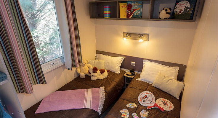 Chambre avec lits simples mobil-home Comfort